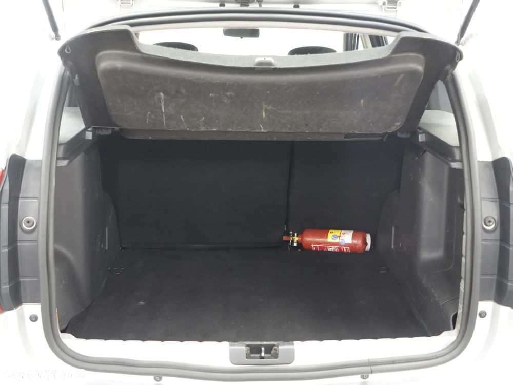 Dacia Duster 1.6 SCe Access S&S - 23