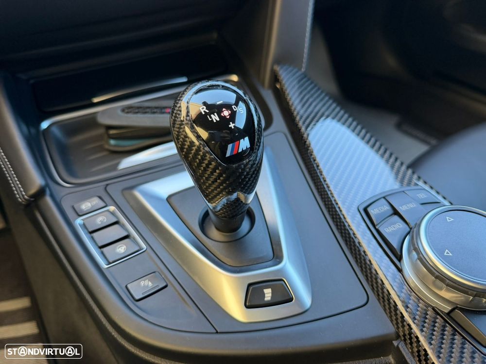 BMW M4 Auto - 48