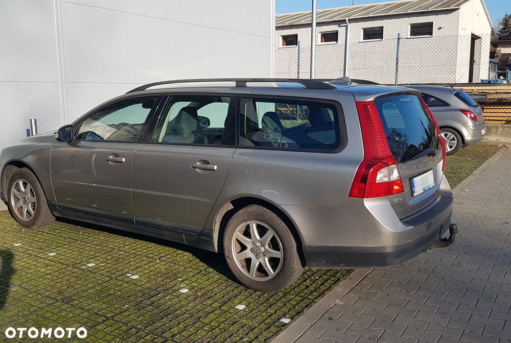 Volvo V70 2.0D Momentum - 7