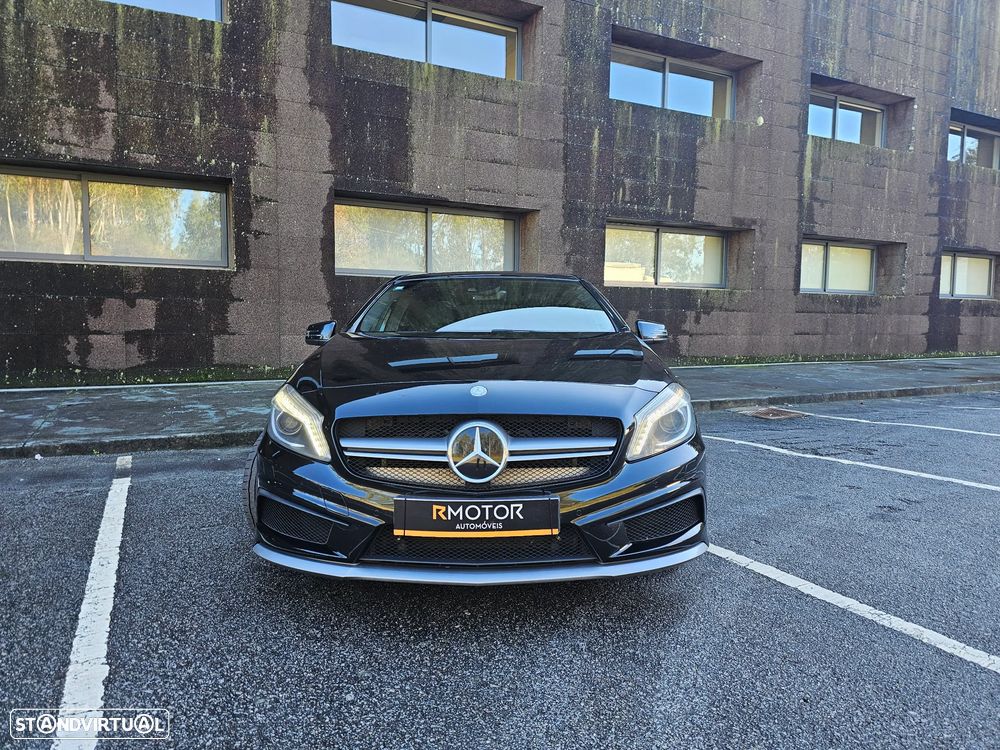 Mercedes-Benz A 45 AMG 4Matic Speedshift 7G-DCT - 4