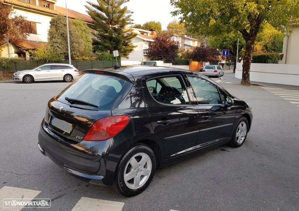 Peugeot 207 1.4 HDi Sport - 4
