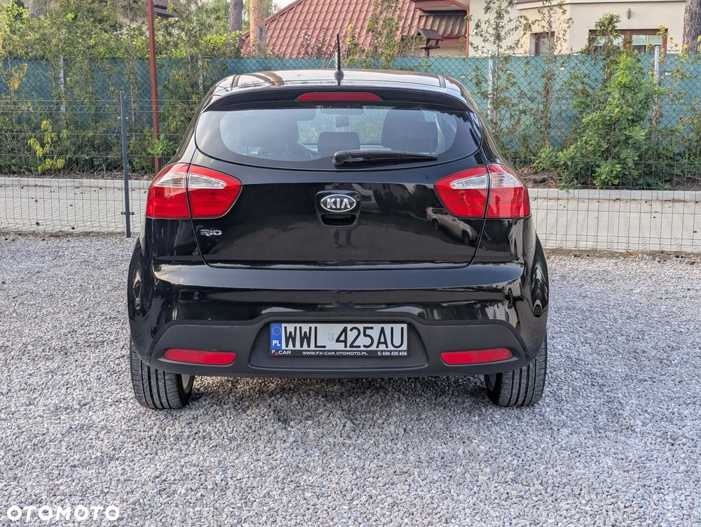 Kia Rio - 6