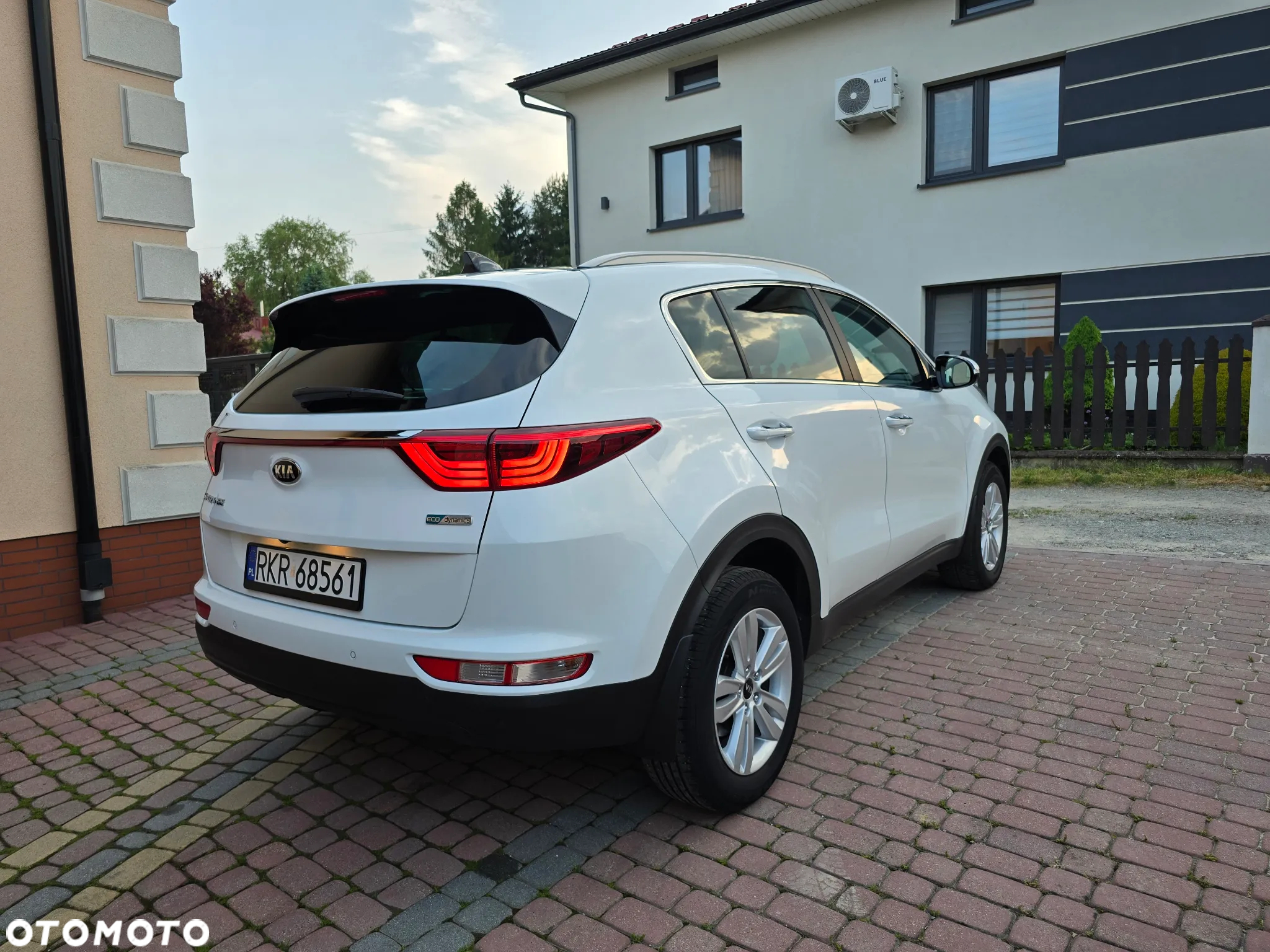 Kia Sportage 1.7 CRDI Business Line L 2WD - 13