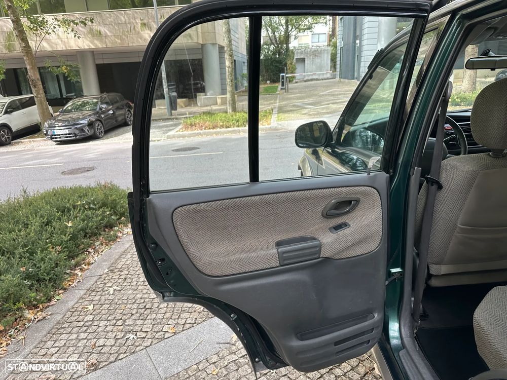 Suzuki Grand Vitara Metal Top 2.0 TDi - 15