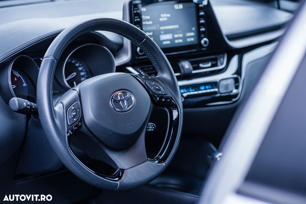 Toyota C-HR 1.8 HSD 4x2 CVT C-ult LED - 38