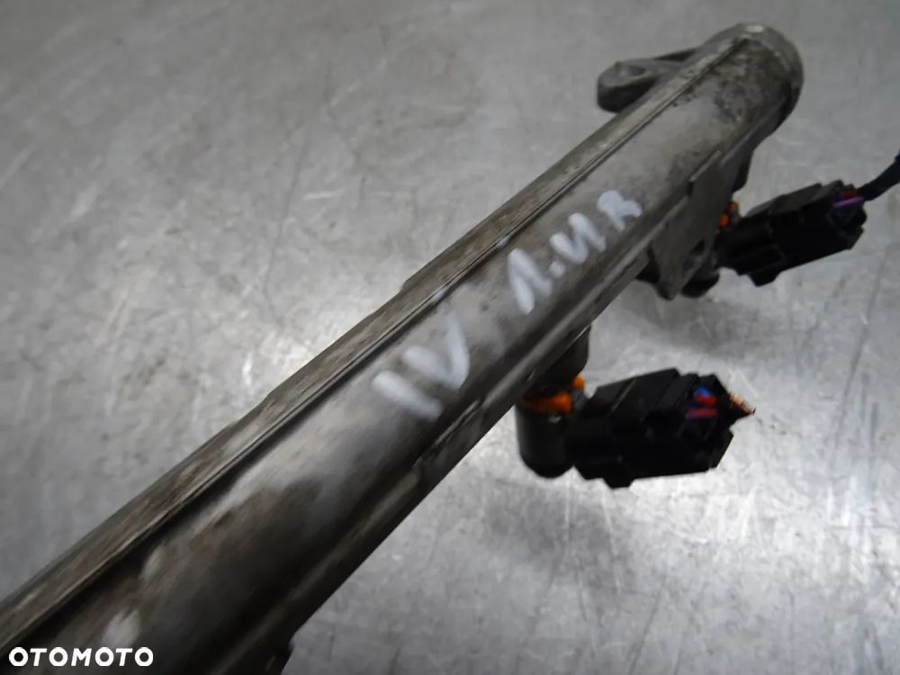 VW GOLF IV HB 3D 97-06 1.4B LISTWA WTRYSKOWA 036133319AA - 6