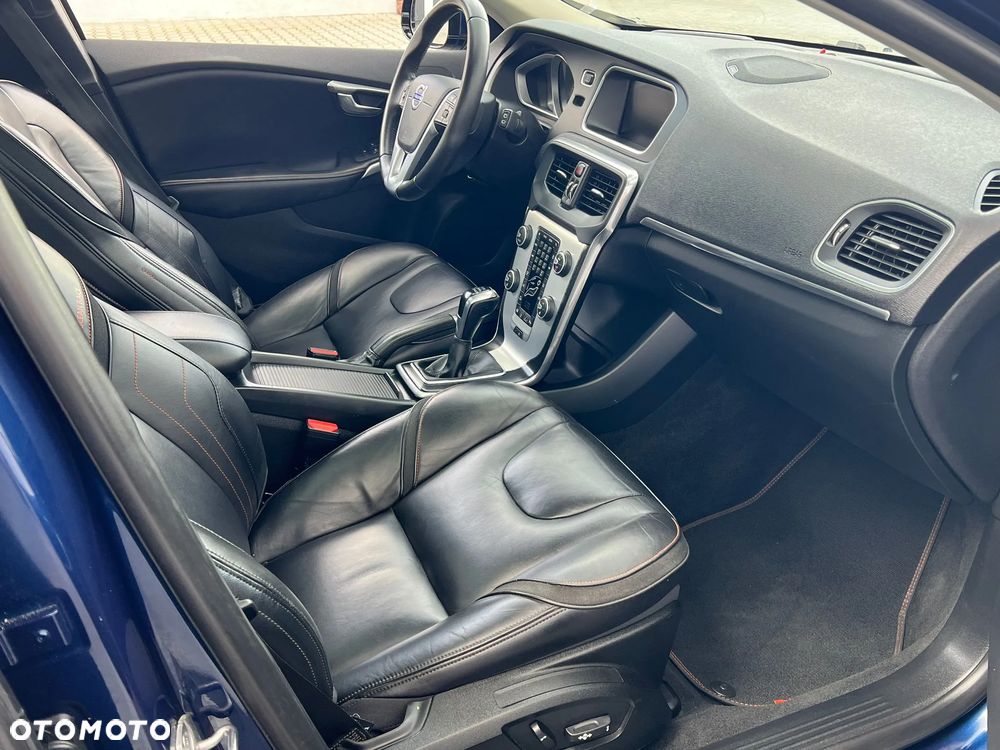 Volvo V40 D3 Ocean Race - 19