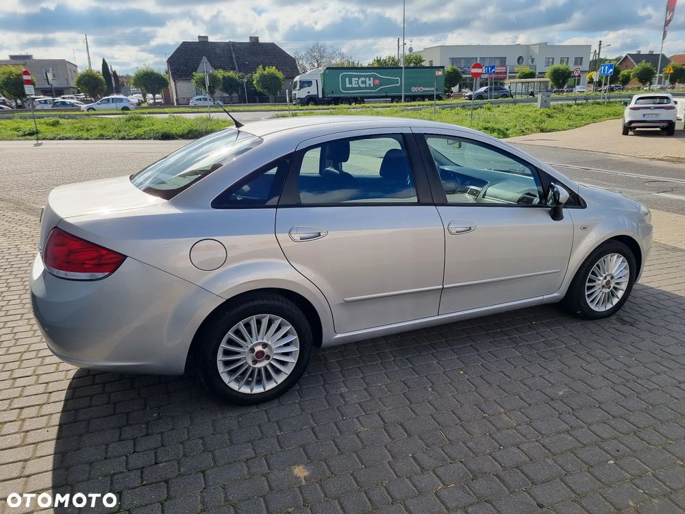 Fiat Linea 1.4 T-Jet 16V Active - 30