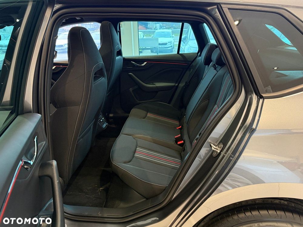 Skoda Kamiq 1.0 TSI Monte Carlo DSG - 12