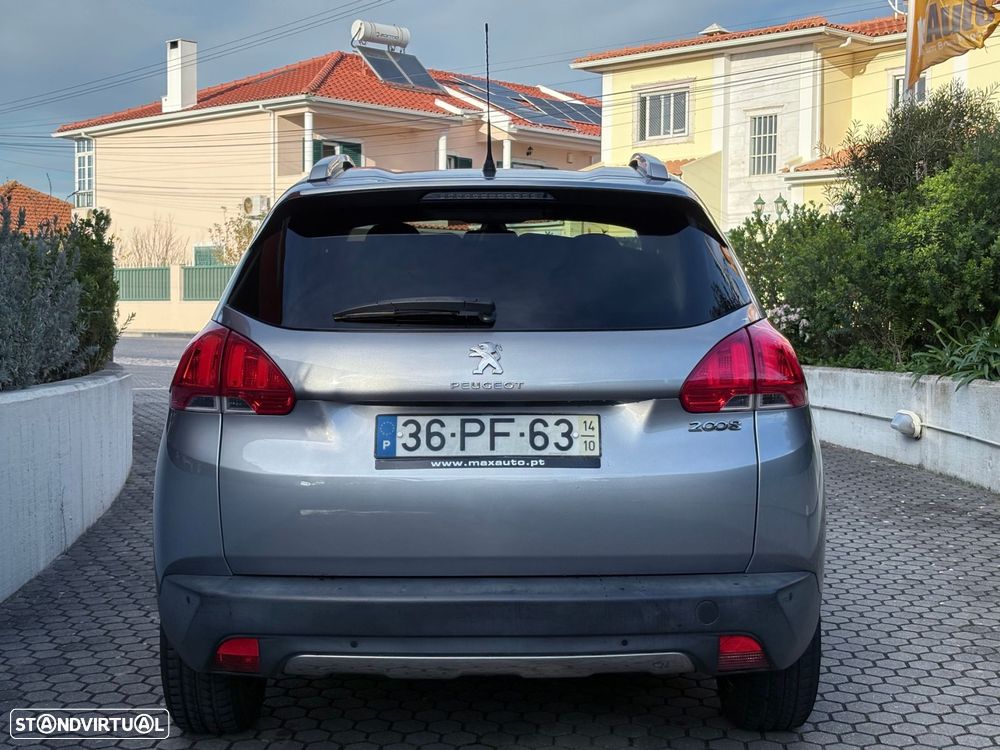Peugeot 2008 1.2 PureTech Allure - 5