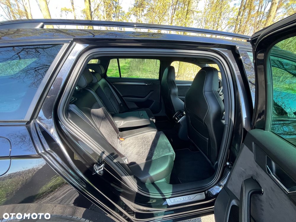 Skoda Superb 2.0 TDI SCR Sportline DSG - 3