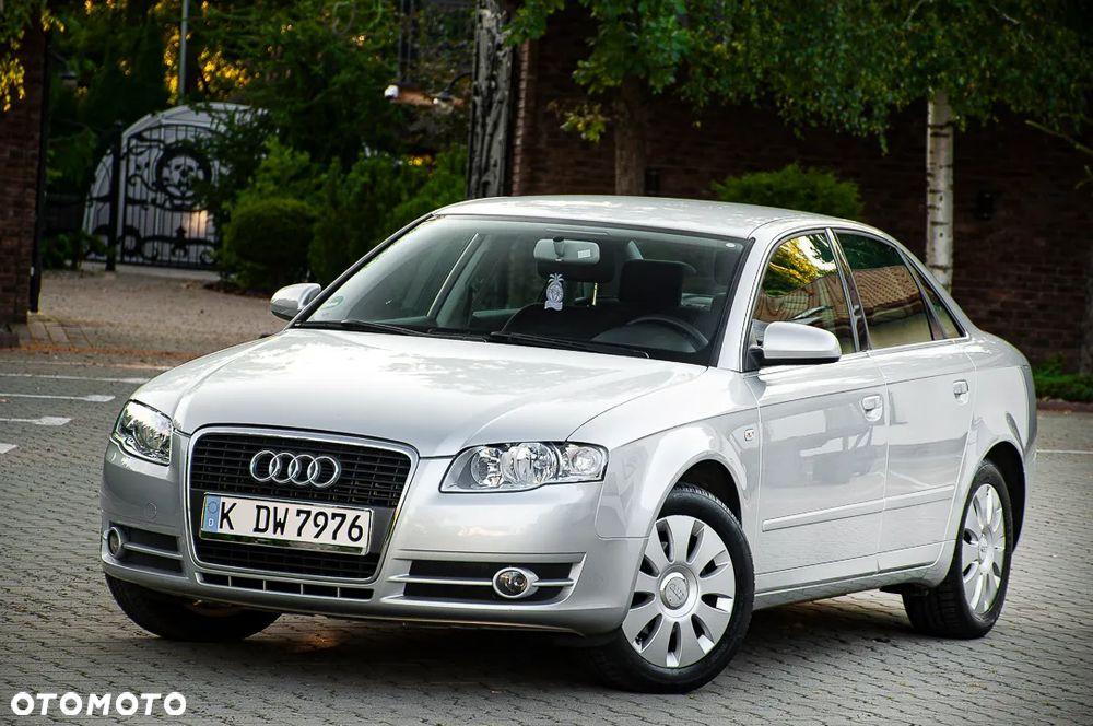 Audi A4 Limousine 1.6 - 8