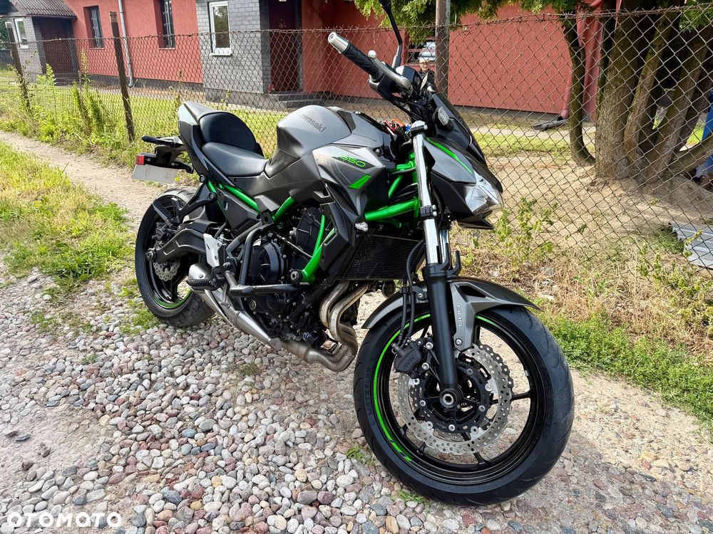Kawasaki Z 650 - 6