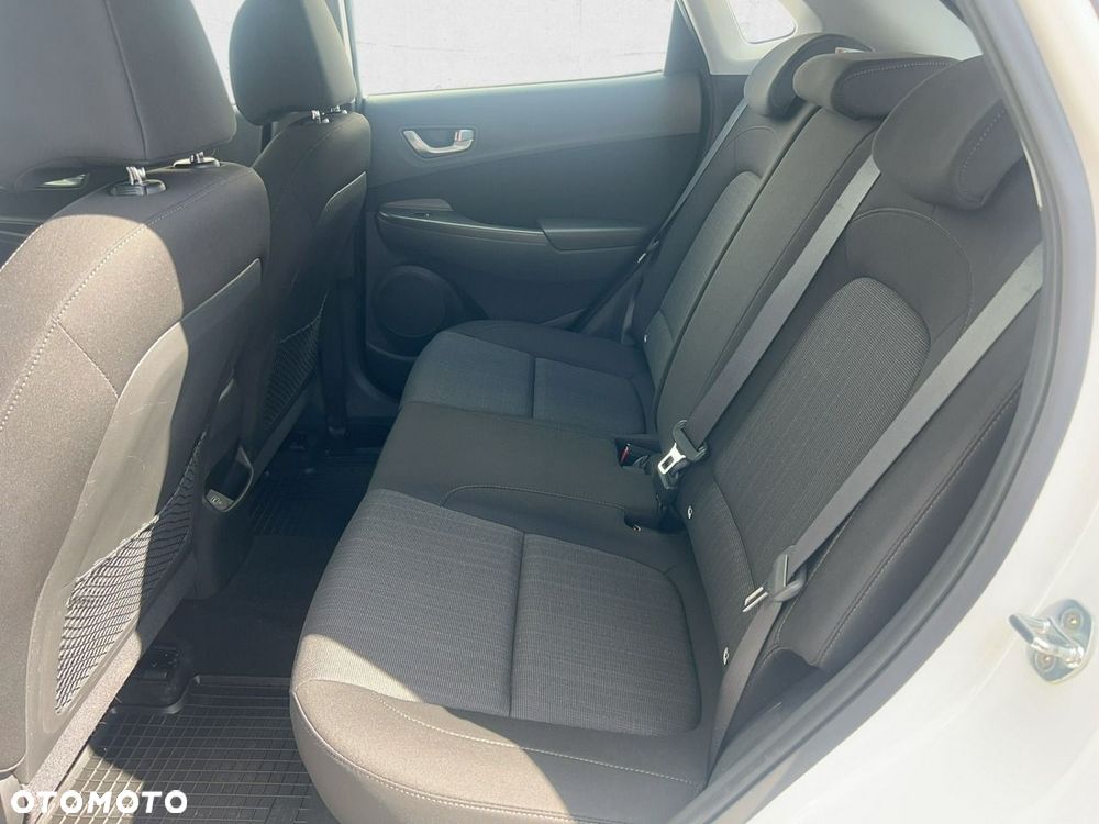 Hyundai Kona - 22