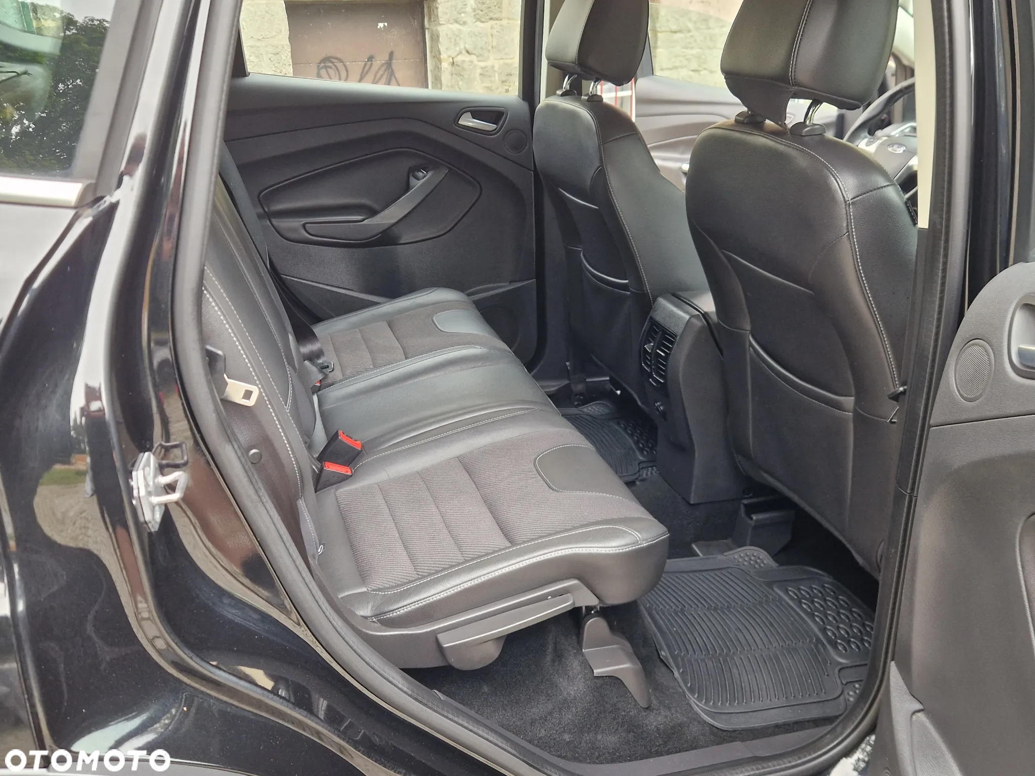 Ford Kuga 2.0 TDCi 4WD Titanium - 27