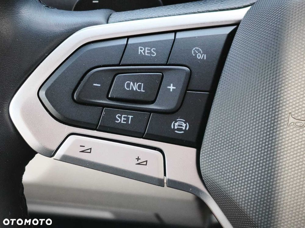 Volkswagen Multivan 2.0 TSI L1 Style DSG - 26