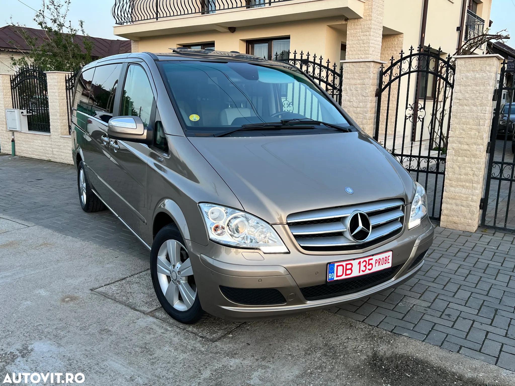 Mercedes-Benz Viano 2.2 CDI DPF lang Automatik Ambiente - 2