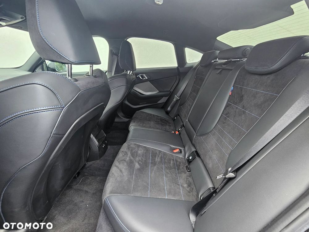 BMW Seria 2 218d M Sport sport - 15