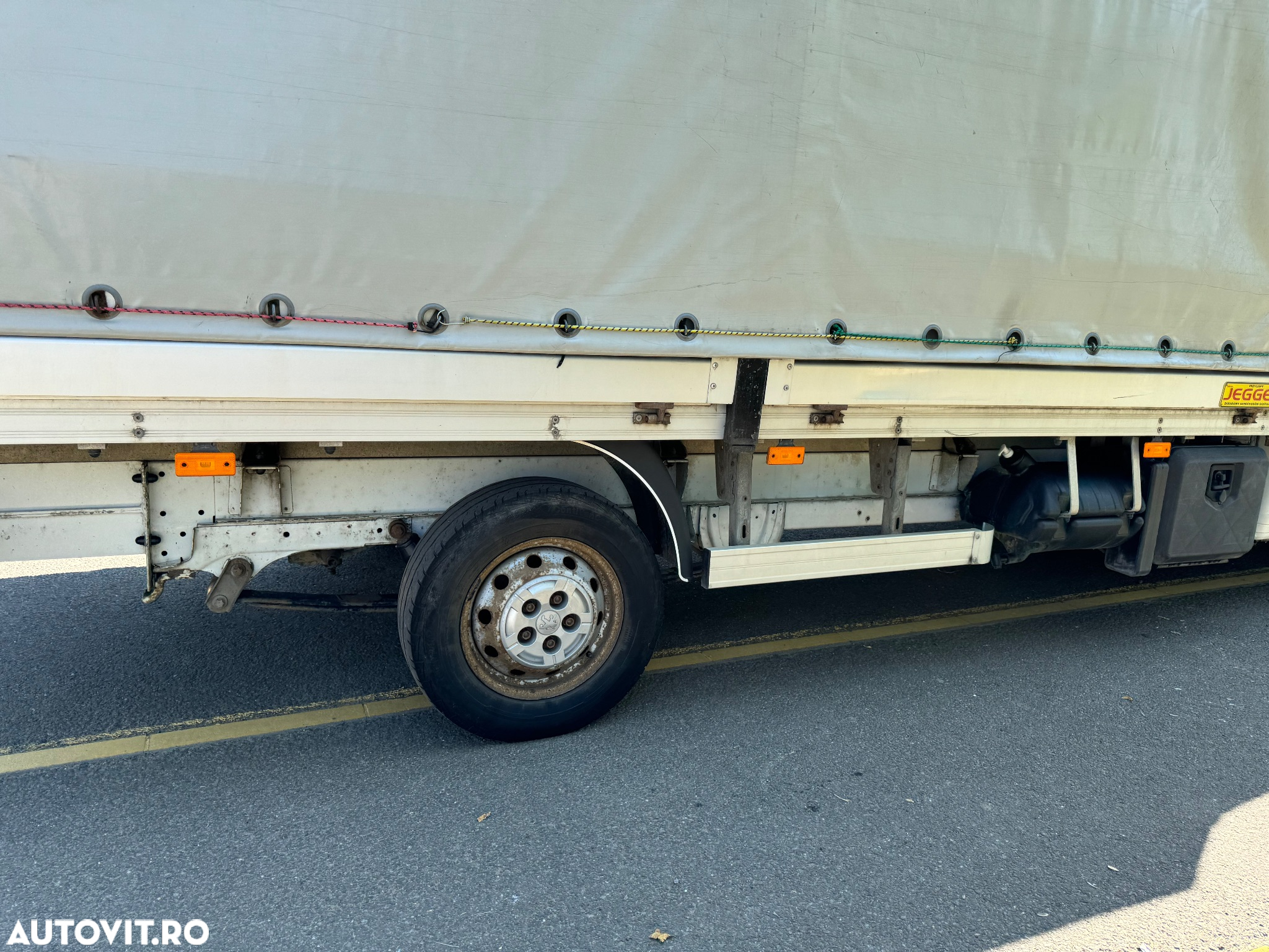 Peugeot Boxer HDi 330 L1H1 Luxus - 18