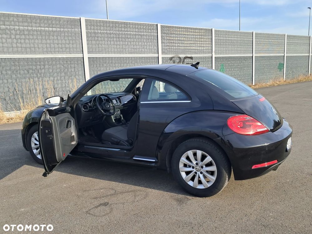 Volkswagen Beetle 1.6 TDI DPF Blue Motion Technologie Design - 20
