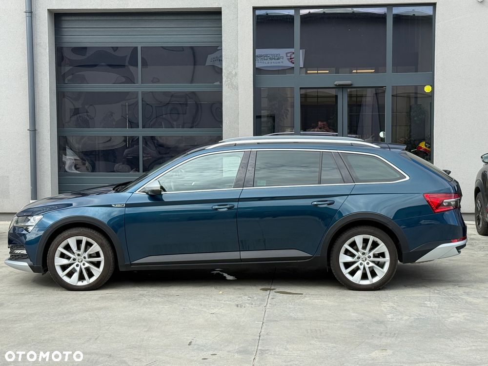 Skoda Superb 2.0 TDI SCR 4x4 Scout DSG - 11
