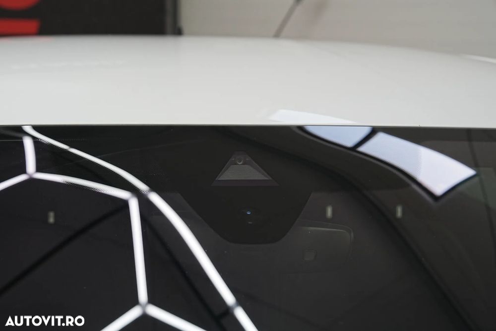 Volkswagen Passat - 16