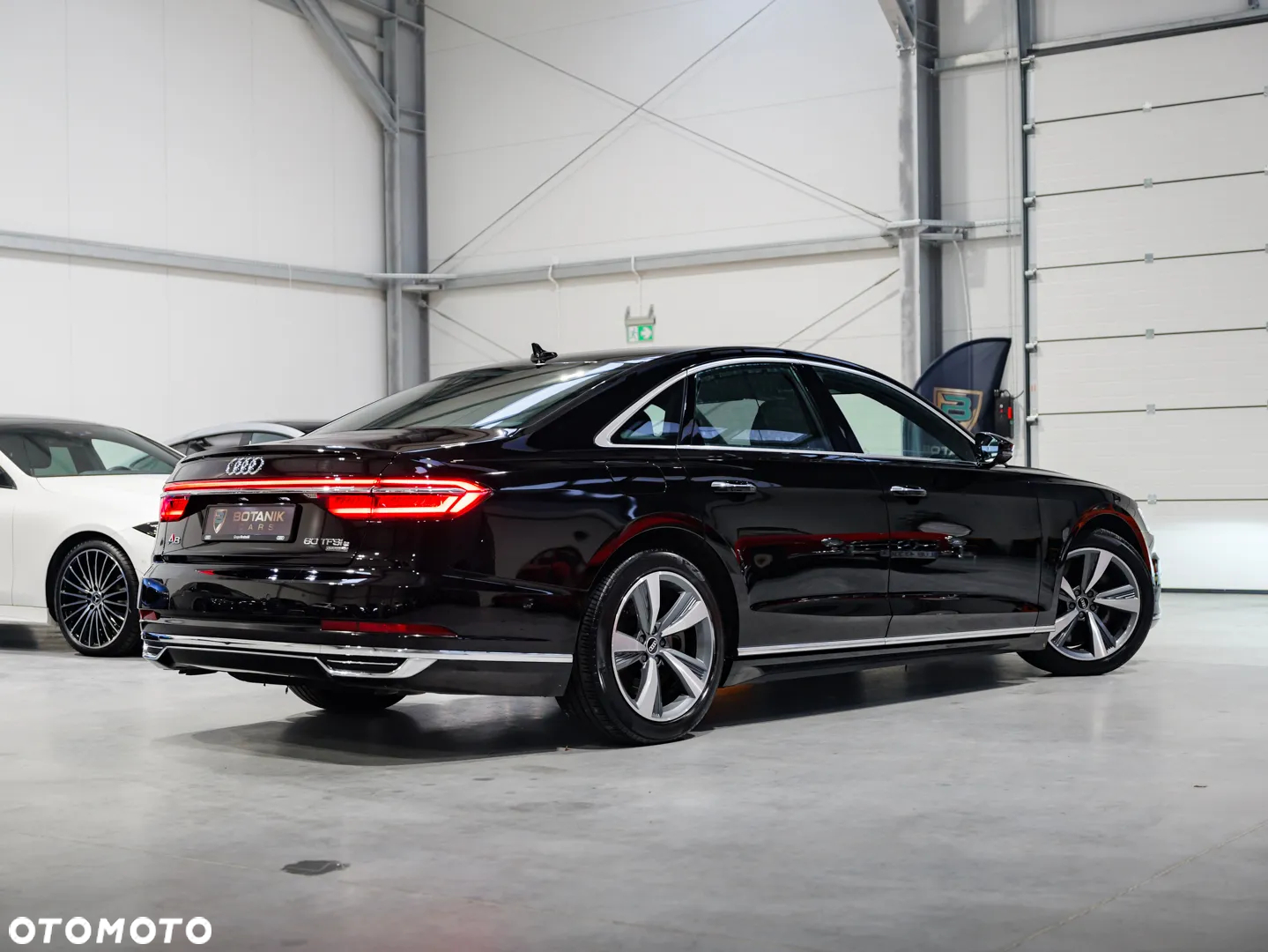 Audi A8 - 12