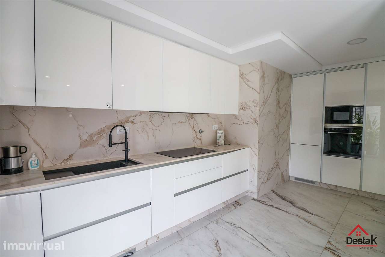 Apartamento T5 DUPLEX na Colina Verde - Grande imagem: 2/36