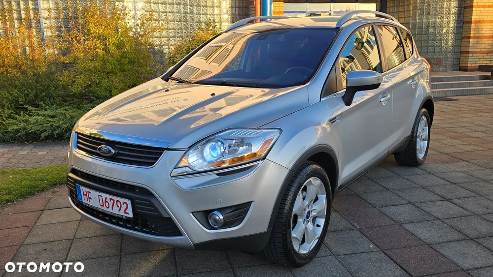 Ford Kuga 2.0 TDCi 2x4 Titanium - 1