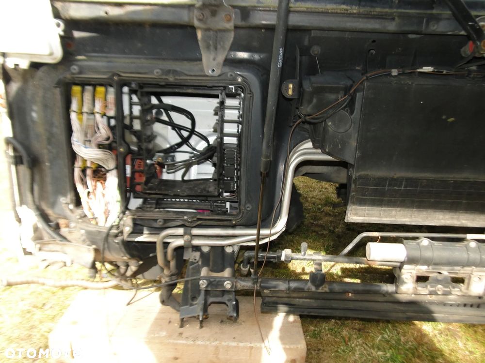 MAN TGX I XXL 18.480 KABINA SPOILERY KOMPLETNA 07-12r EUROPA - 11