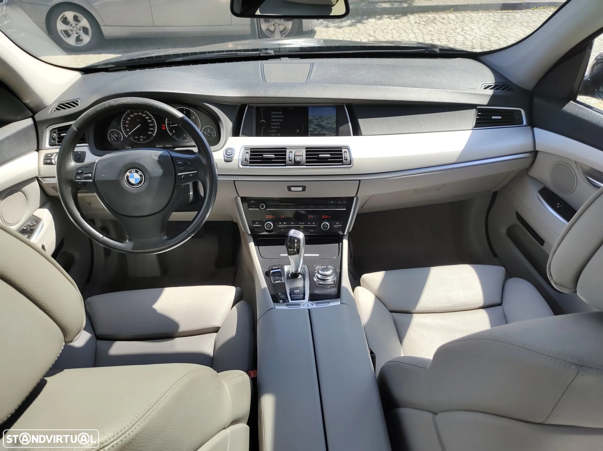 BMW 530 Gran Turismo d - 21