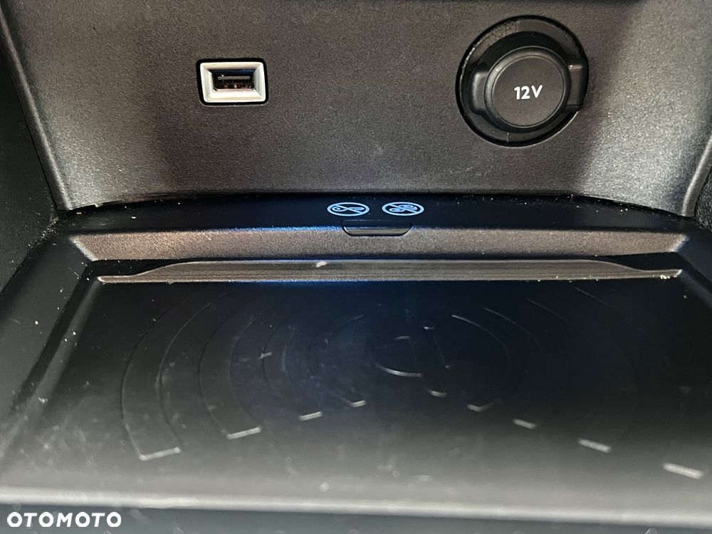 Peugeot 3008 PureTech 130 Stop & Start GPF Allure Business-Paket - 18