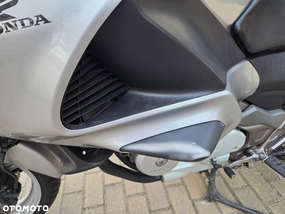 Honda NTV - 9