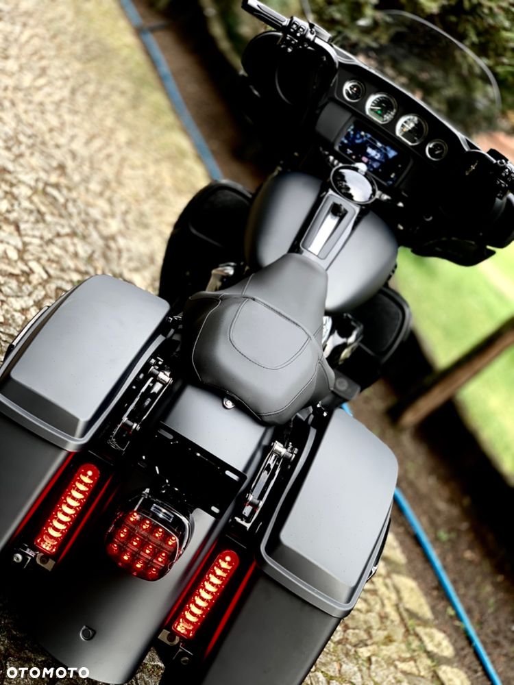 Harley-Davidson Touring Street Glide - 6