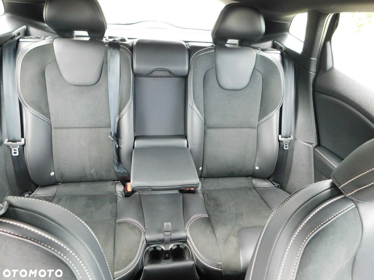 Volvo V40 - 10