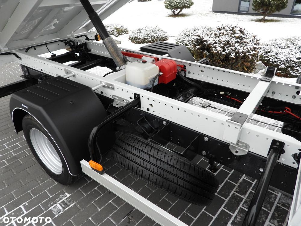 Iveco DAILY 35C16 WYWROTKA PODWÓJNA KABINA DOKA 6 MIEJSC TEMPOMAT NAWIGACJA BLIŹNIACZE KOŁA KLIMATYZACJA  160KM - 20