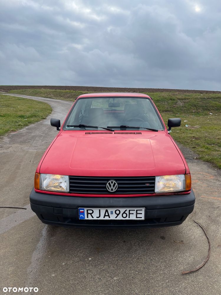 Volkswagen Polo - 2