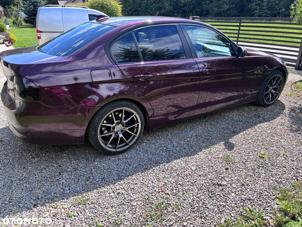 BMW Seria 3 318d - 3