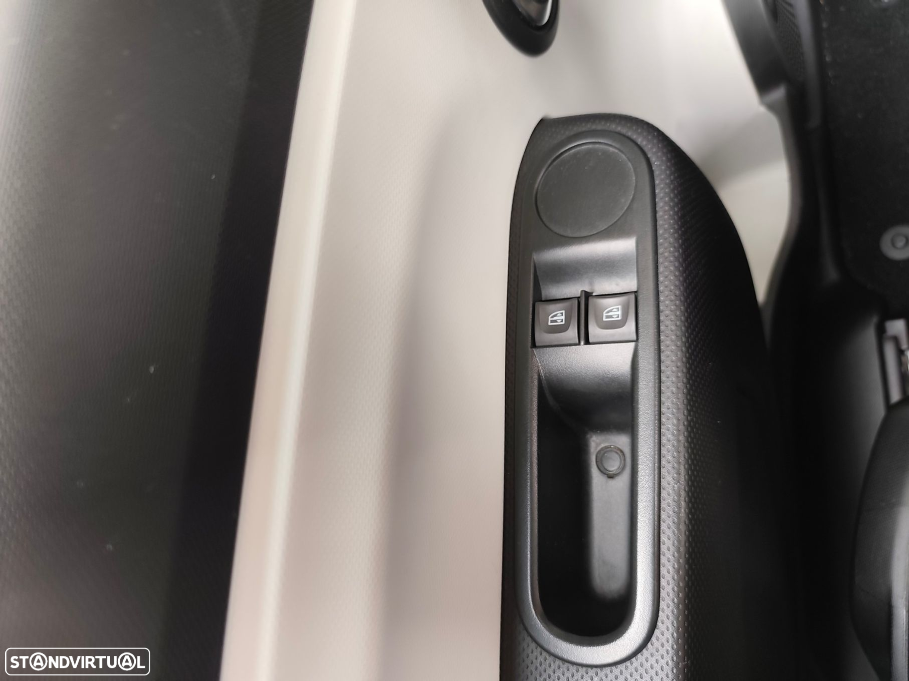 Renault Twingo SCe 70 LIMITED - 27