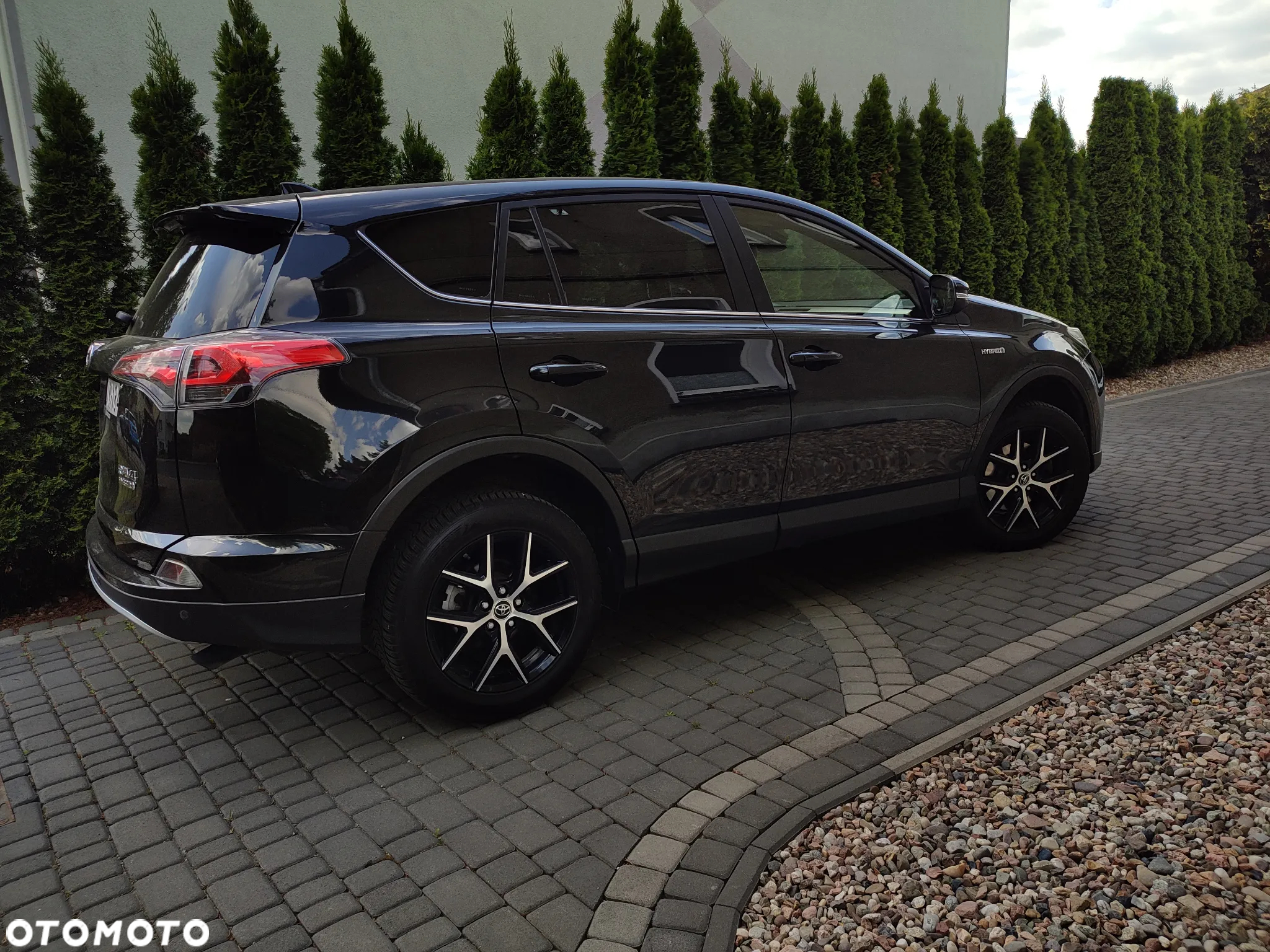 Toyota RAV4 - 13