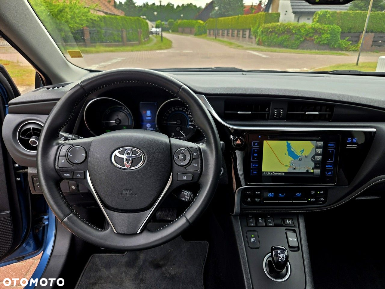 Toyota Auris - 15