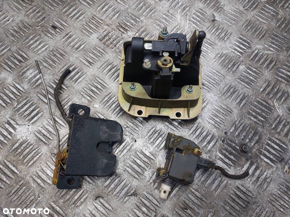 ZAMEK KLAPY BAGAŻNIKA + KLAMKA SEAT LEON I 3B9827505C - 4