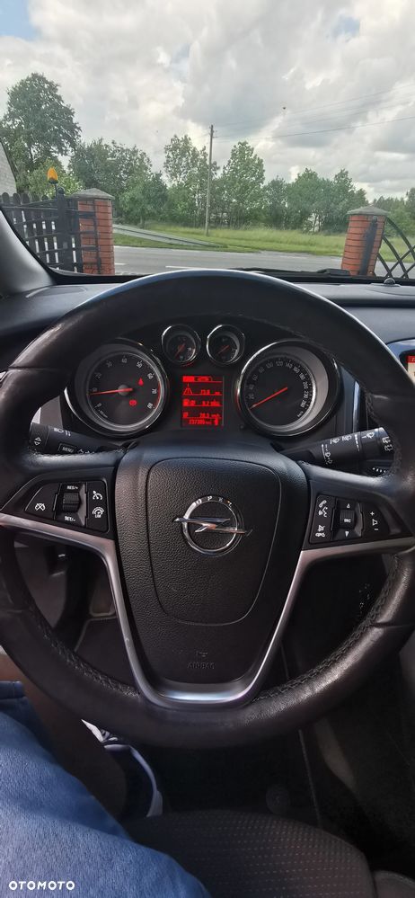Opel Astra 1.4 Turbo Exklusiv - 13