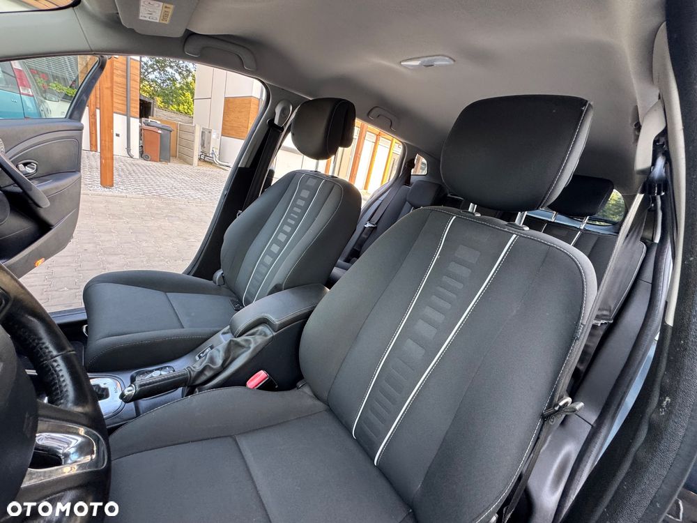Renault Megane 1.5 dCi Intens EDC - 15