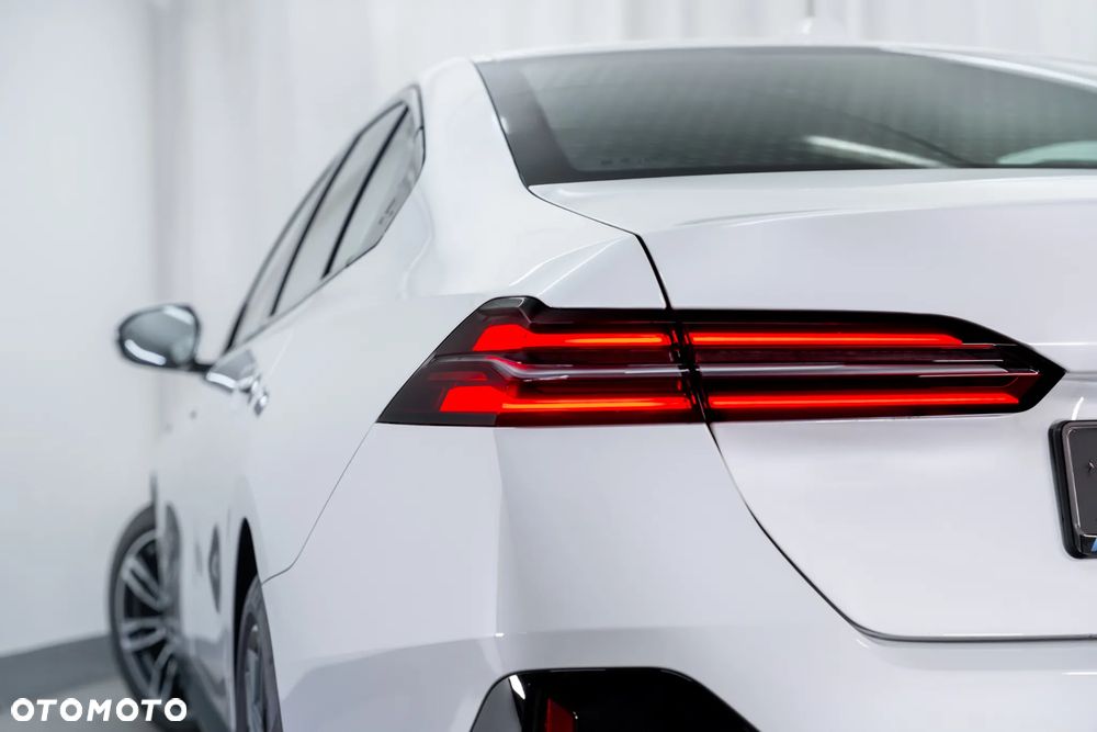BMW Seria 5 - 11