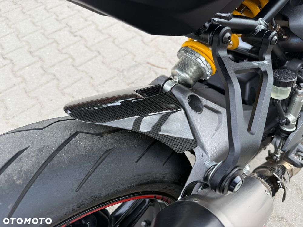 Ducati Monster - 15