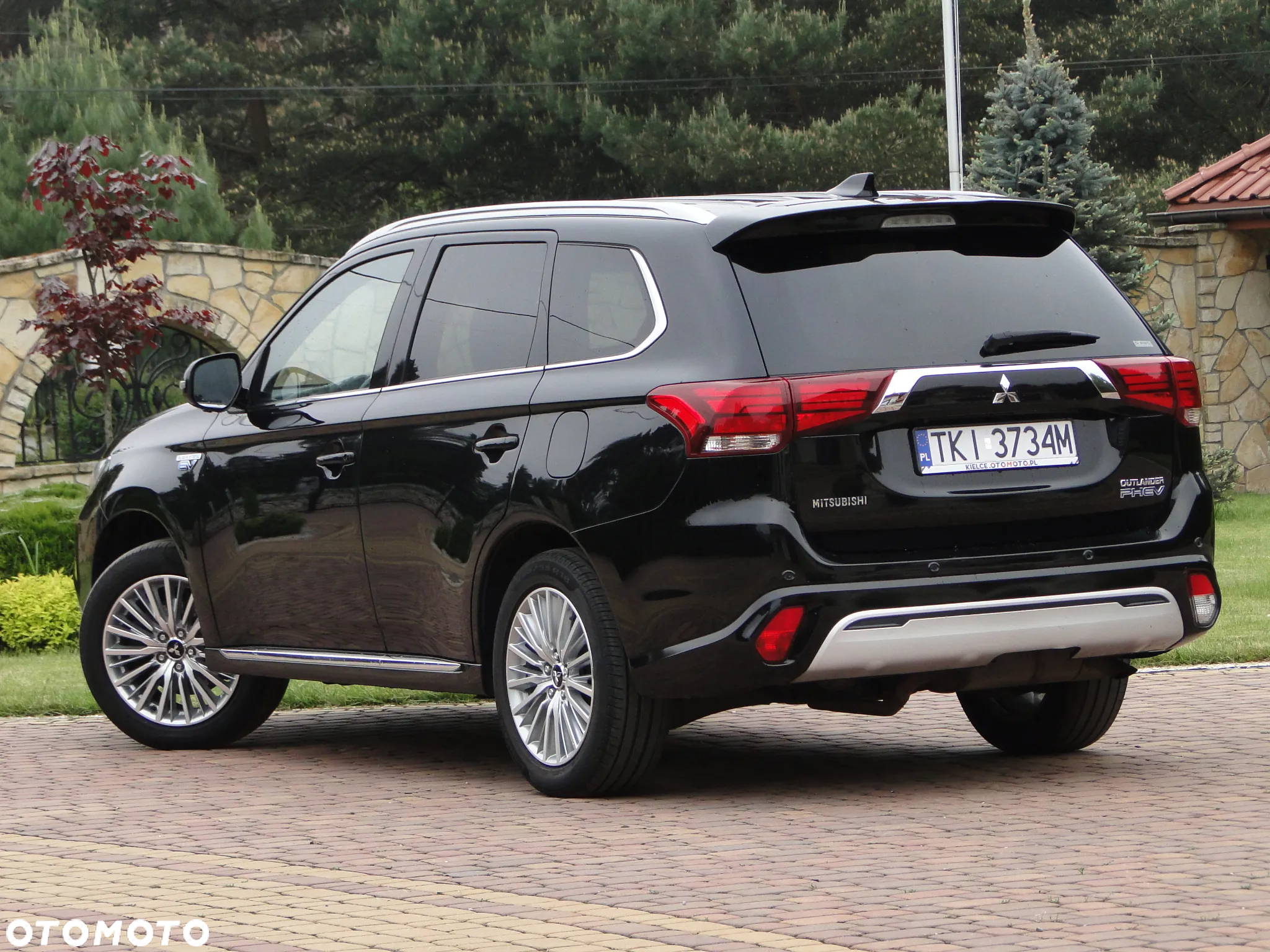 Mitsubishi Outlander PHEV Intense + - 5