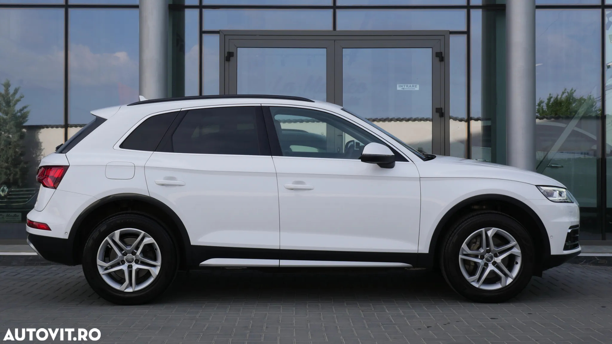 Audi Q5 2.0 40 TDI quattro S tronic Design - 9