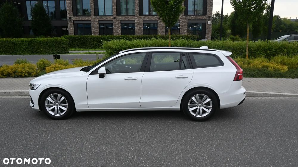 Volvo V60 B3 B Momentum Pro - 2