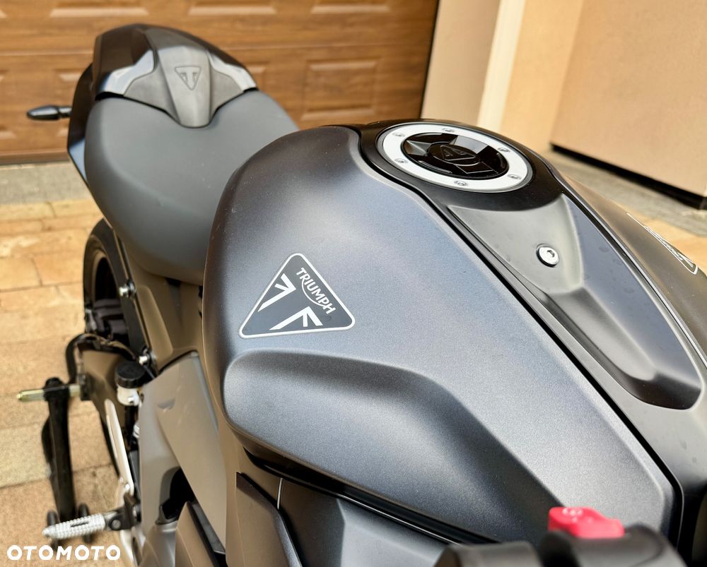 Triumph Daytona - 33